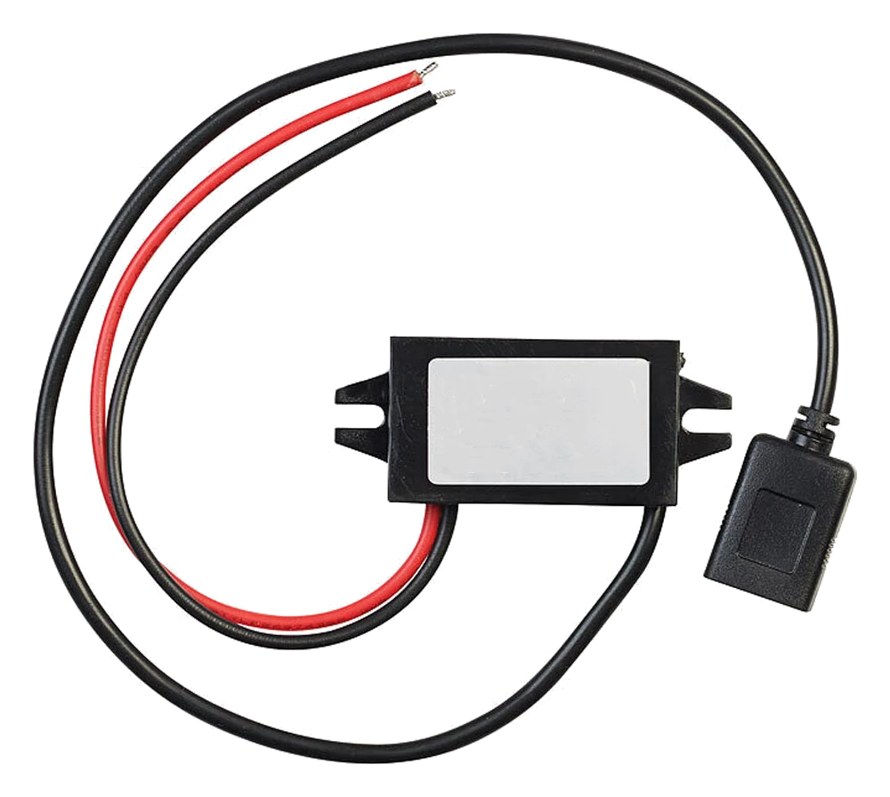 USB-Bordnetzadapter mit Anschlusskabeln und USB-Buchse